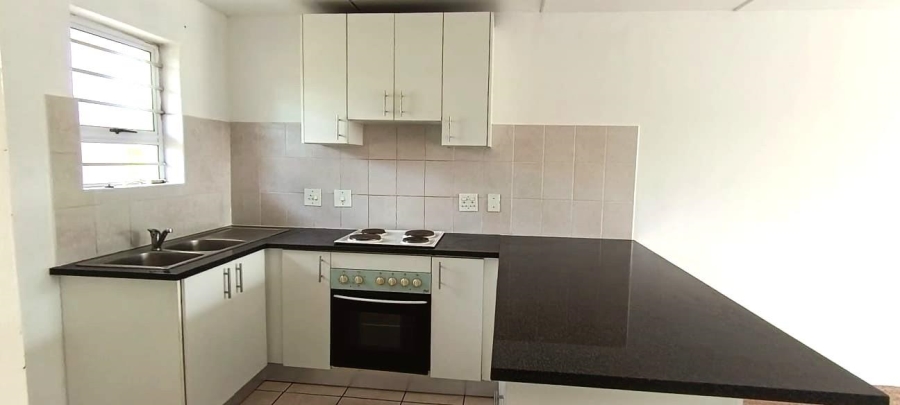 To Let 2 Bedroom Property for Rent in Klipkop Western Cape